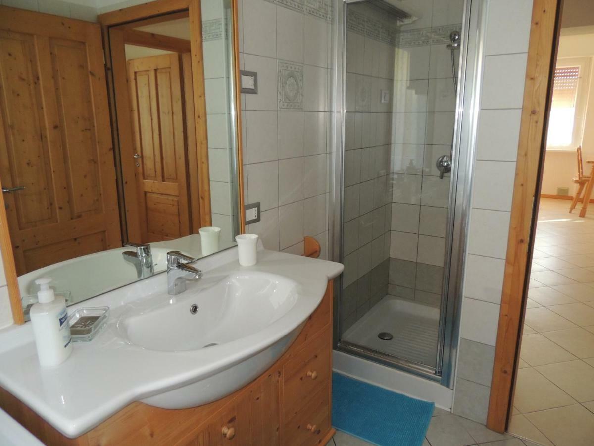 Appartamenti Casa Prandel Levico Terme Exteriör bild